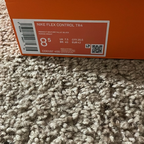 Navy Blue Athletic Shie - Picture 5 of 6